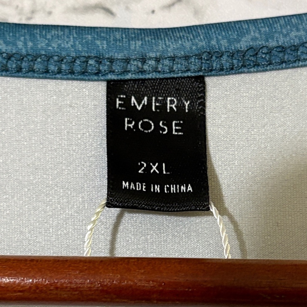 Emery Rose Blue beach theme Tank Top, size 2XL - Picture 2 of 7